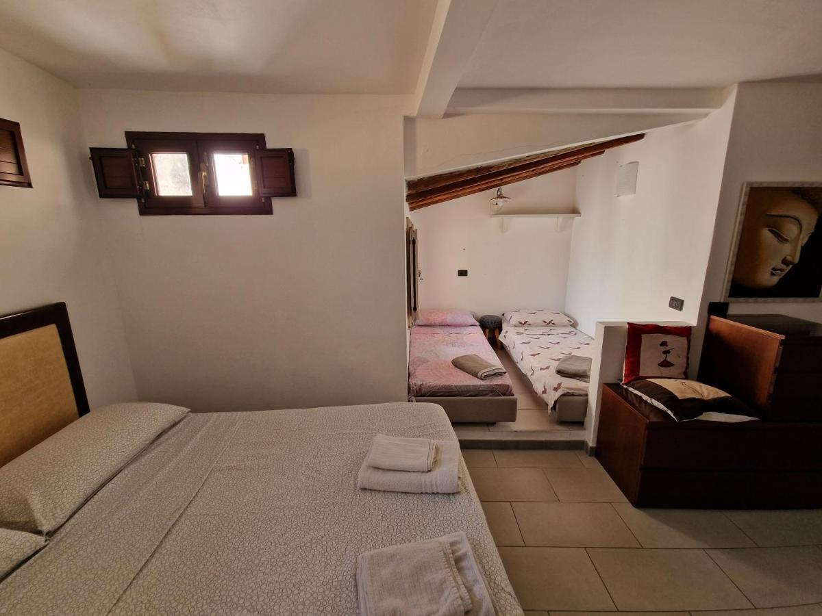 Sea-View Terrace & Bikes Moon Ortigia Holiday Home Syracuse ภายนอก รูปภาพ