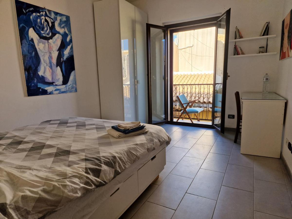 Sea-View Terrace & Bikes Moon Ortigia Holiday Home Syracuse ภายนอก รูปภาพ